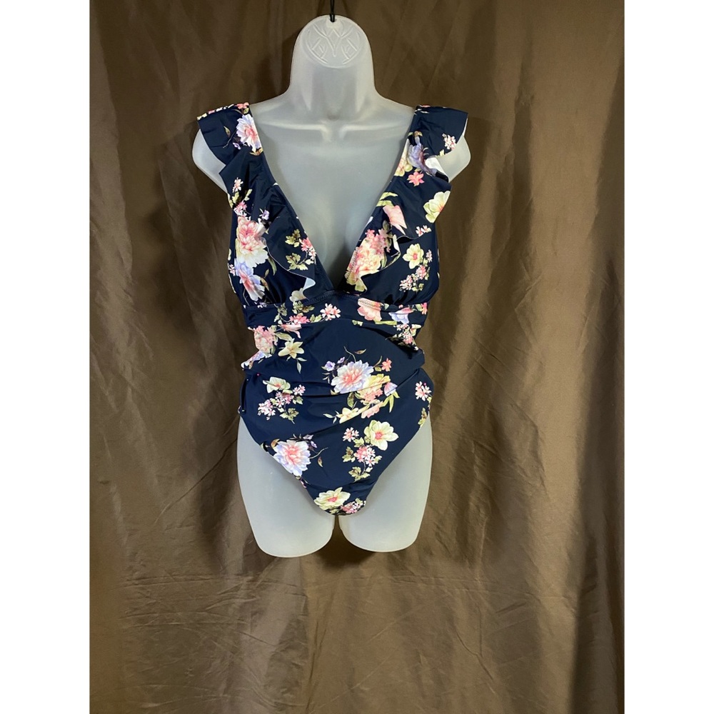 Cupshe one-piece swimsuit